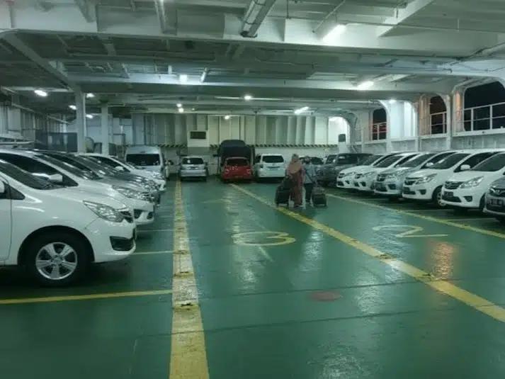 Etika Parkir di Dalam Lambung Kapal