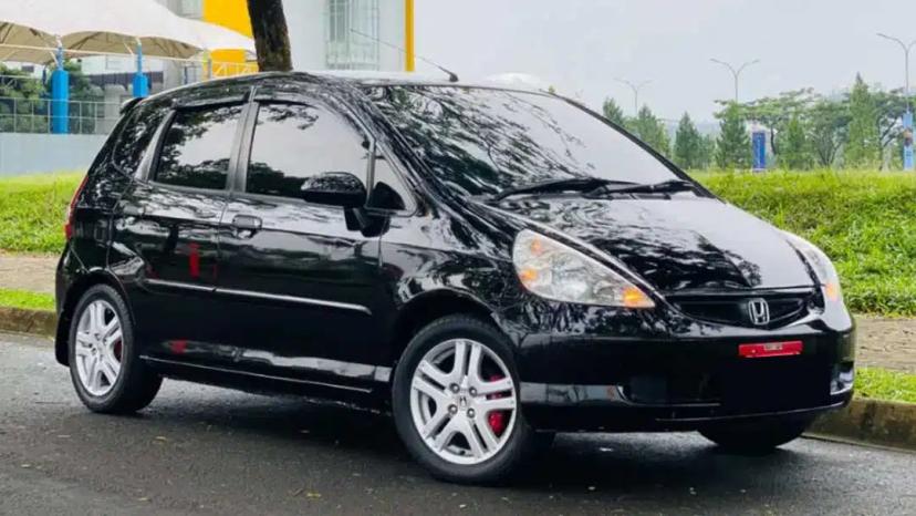 konsumsi bbm honda jazz 2005