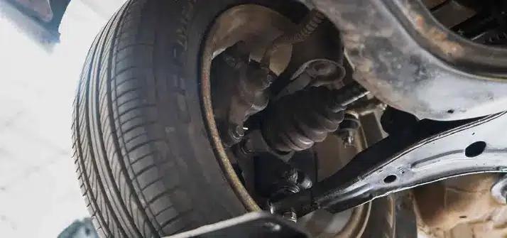 Jangan Abaikan! Mobil Bunyi Gluduk Saat Jalan Bisa Berbahaya