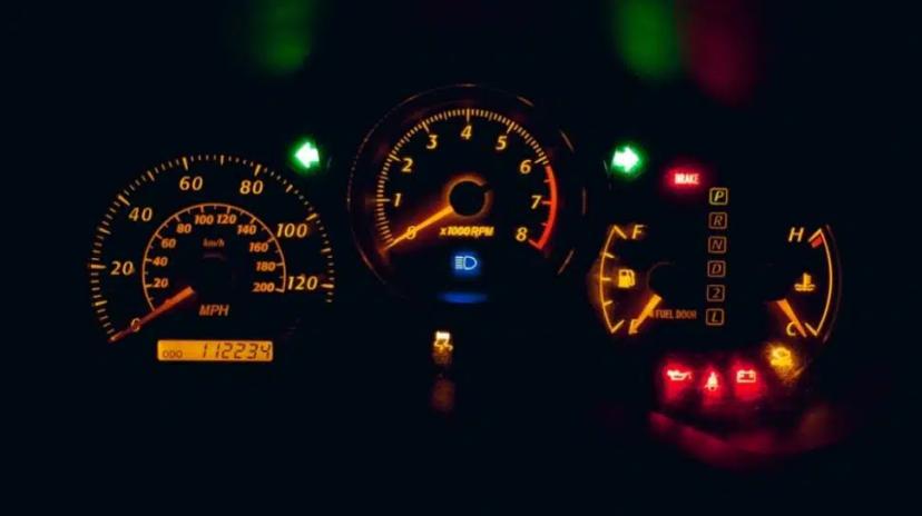 Arti Lampu Indikator pada Mobil