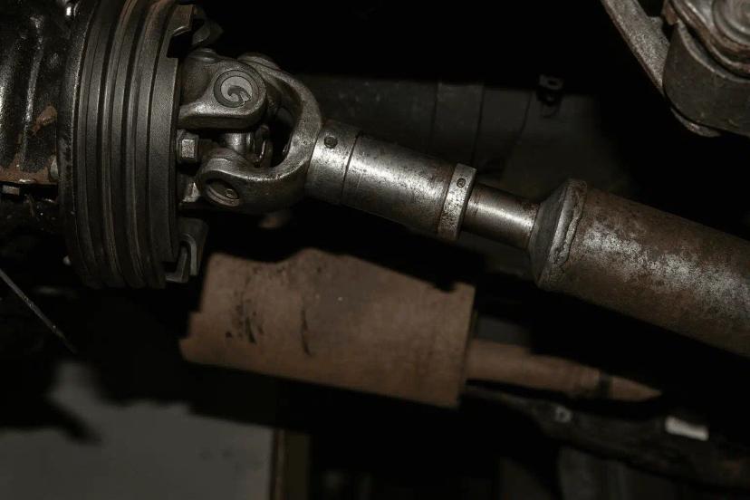 cara mengganti cross joint mobil​