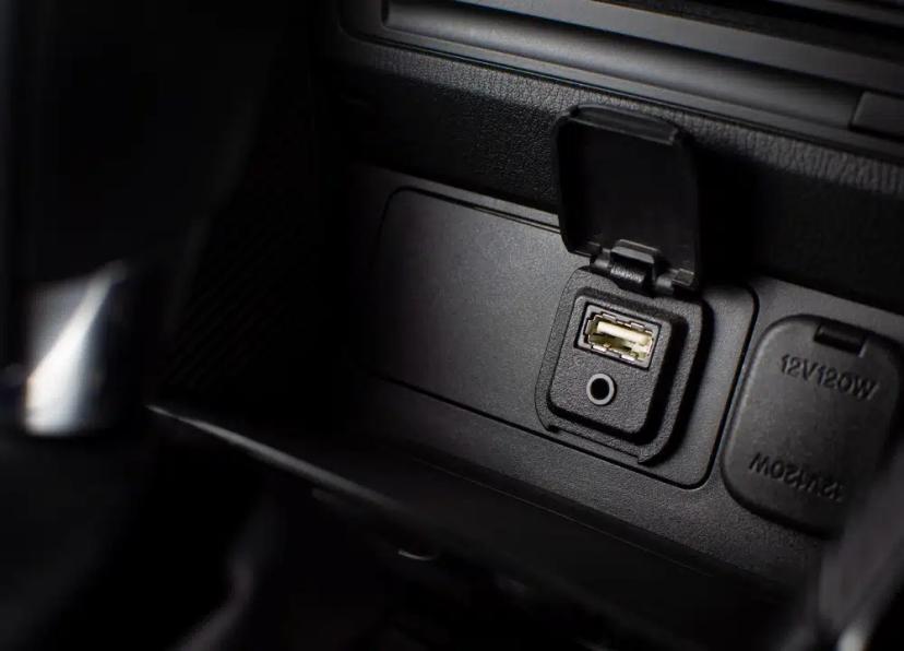 charger HP di mobil tidak berfungsi