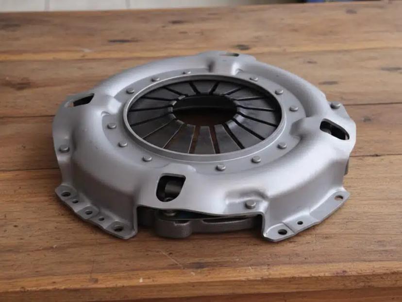 cover assy clutch​, fungsi 