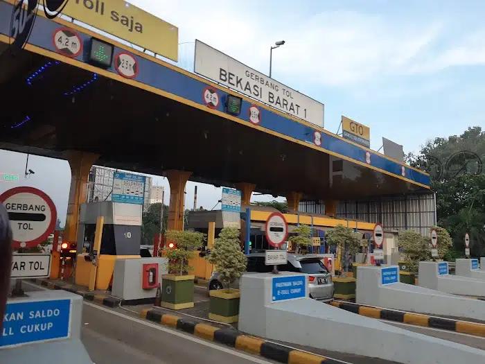 Gerbang Tol Bekasi Barat 1