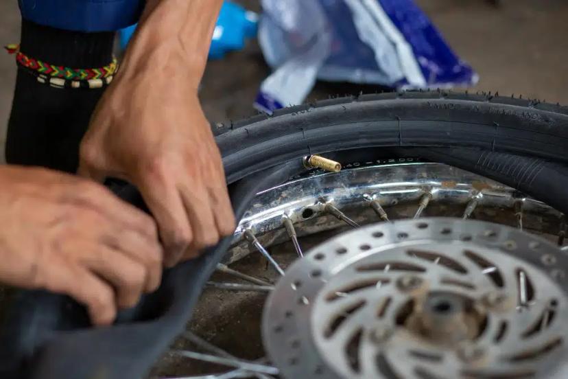 perawatan ban dalam motor