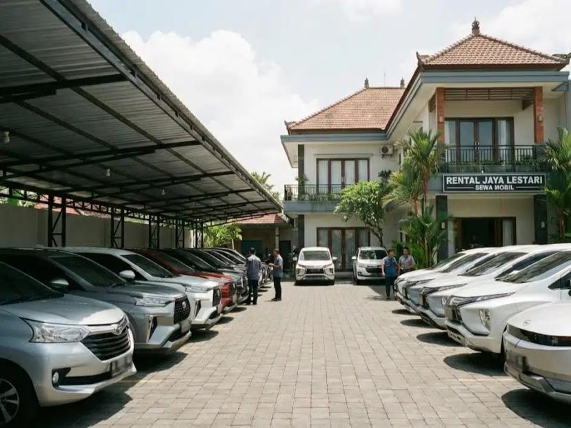 Rental Mobil Jakarta: Solusi Transportasi Fleksibel untuk Aktivitas Harian & Perjalanan Bisnis