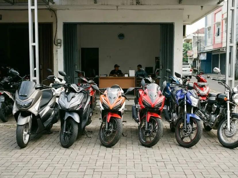 rental motor semarang​