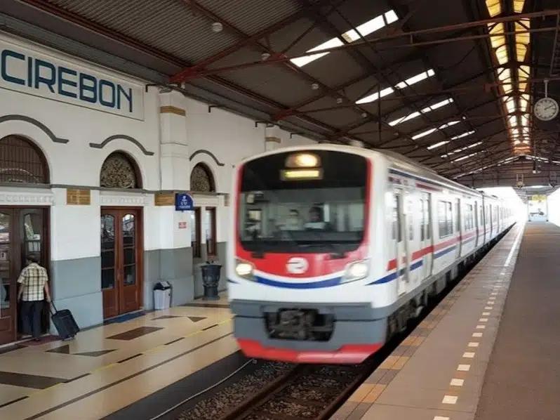 stasiun cirebon kejaksan