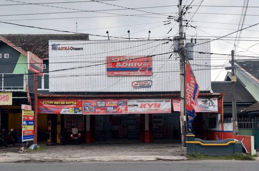 Toko Aki Motor di Jogja
