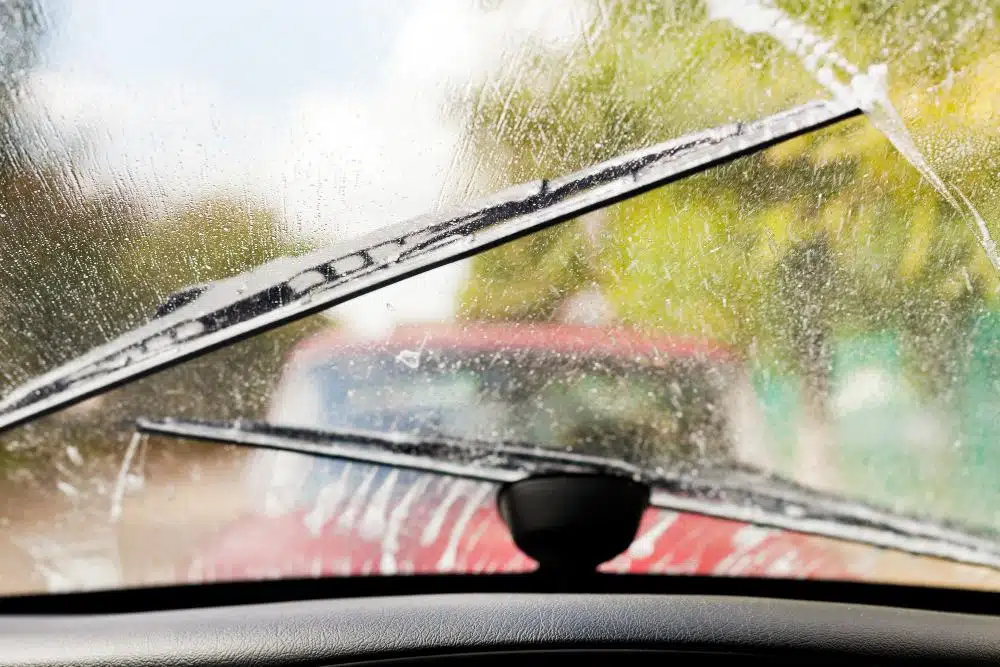 Cara Mudah Mengatasi Air Wiper yang Tersumbat