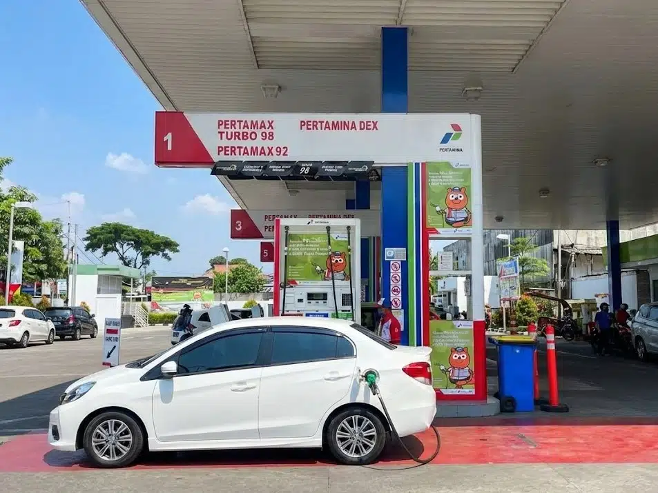 Perbedaan Pertamina Dex dan Dexlite: Solar Diesel Premium vs Ekonomis ...