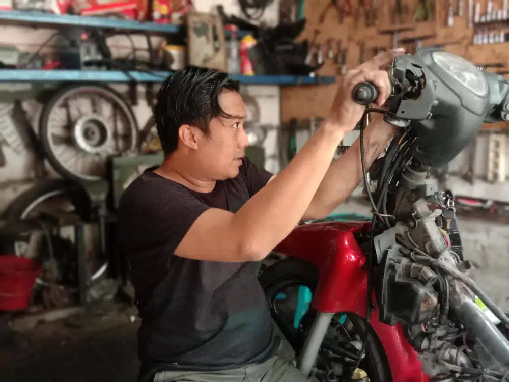 Tips Cegah Tikus Gigit Kabel Kelistrikan Motor dengan Mudah