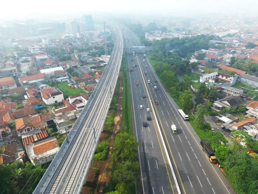 Petunjuk Arah Masuk Gerbang Tol Pasteur 1 di Cimahi 