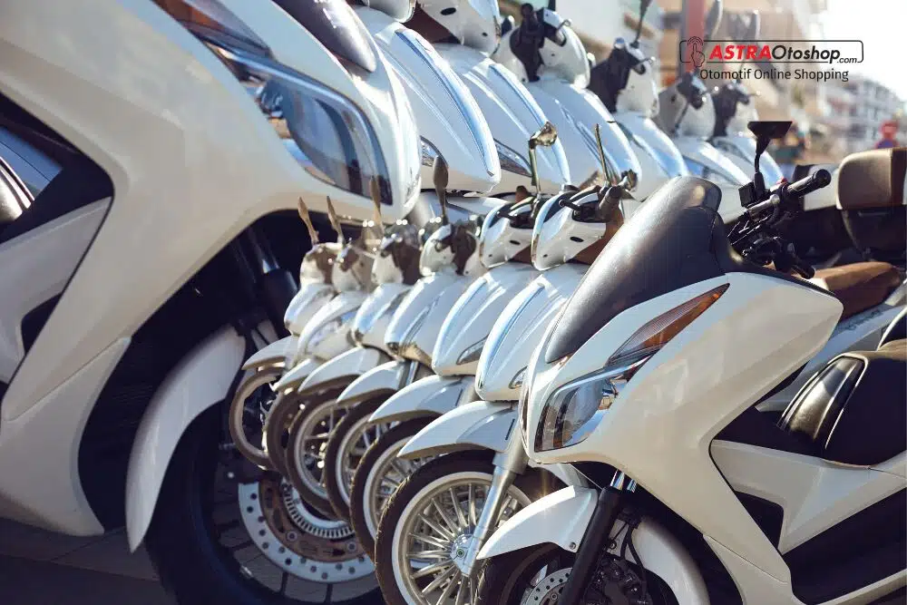 Motor Honda PCX 150 ABS - Cek Spesifikasi dan Performanya!