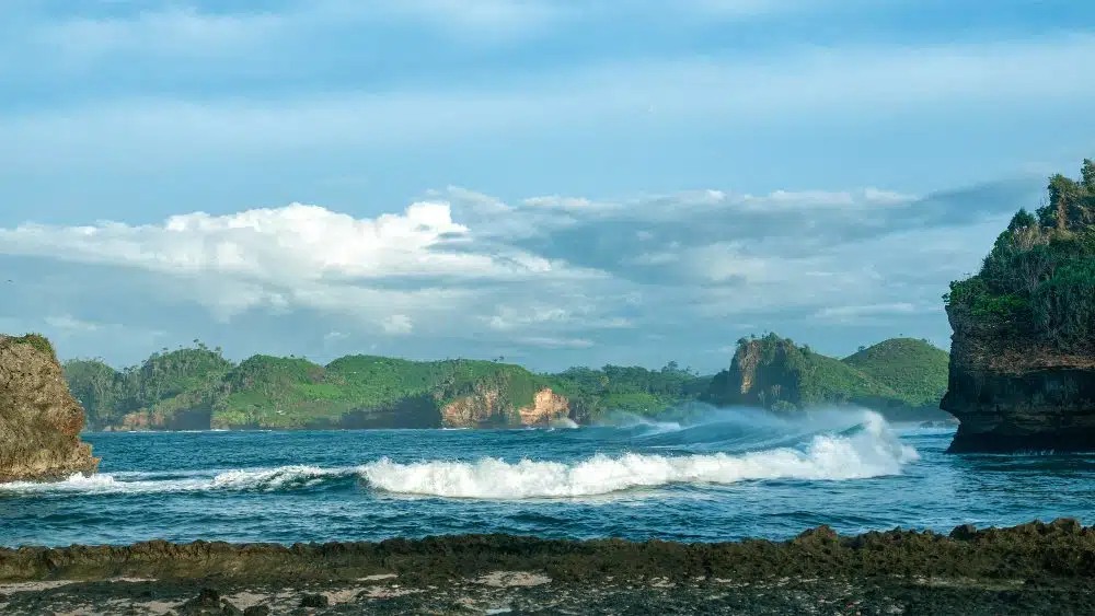 Wisata Pantai di Malang