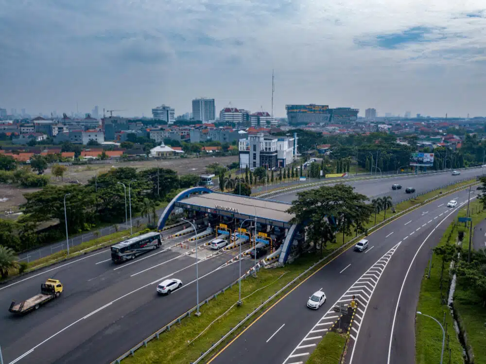 Cek Tarif Tol Jakarta Bandung Beserta Golongan Kendaraan!