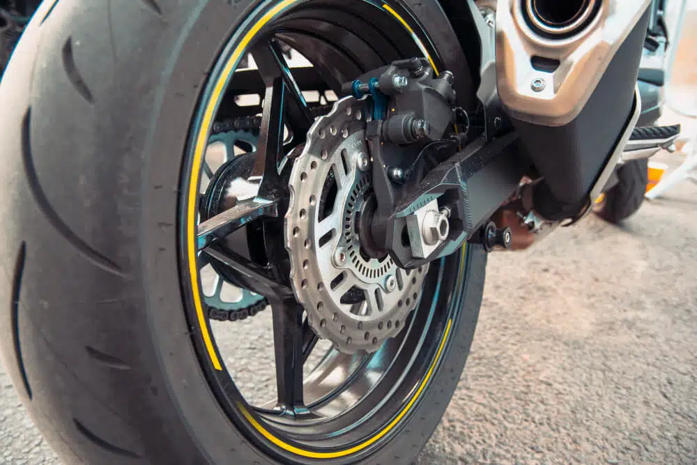 teknologi karet ban superbike