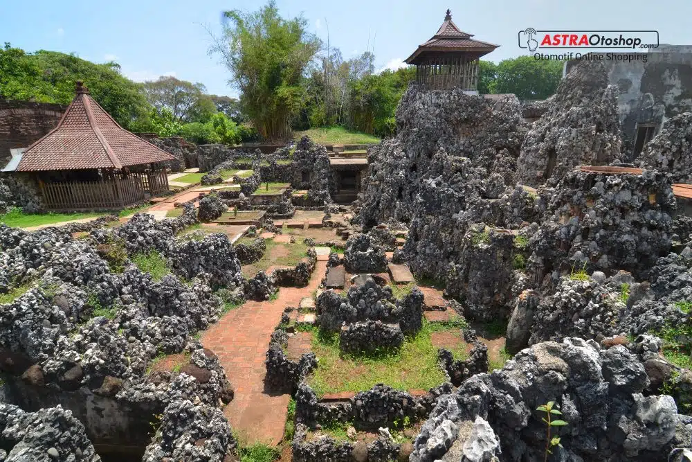 8 Rekomendasi Tempat Wisata di Cirebon yang Wajib Dikunjungi ...